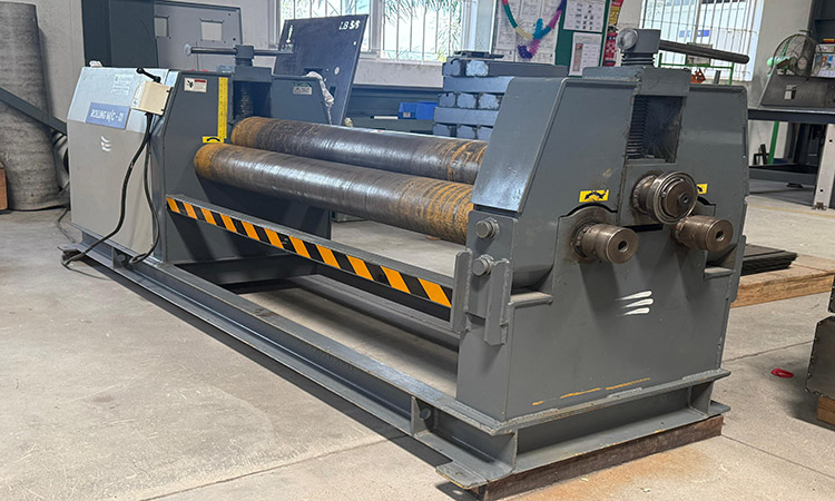 Rolling Machine